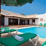 Villa Vip - Caleta Dorada *