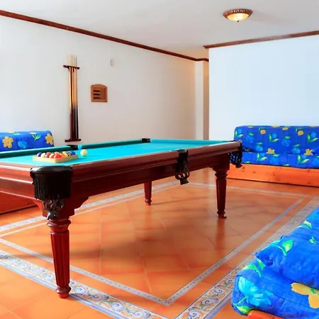 Vila Vip - Caleta Dorada *